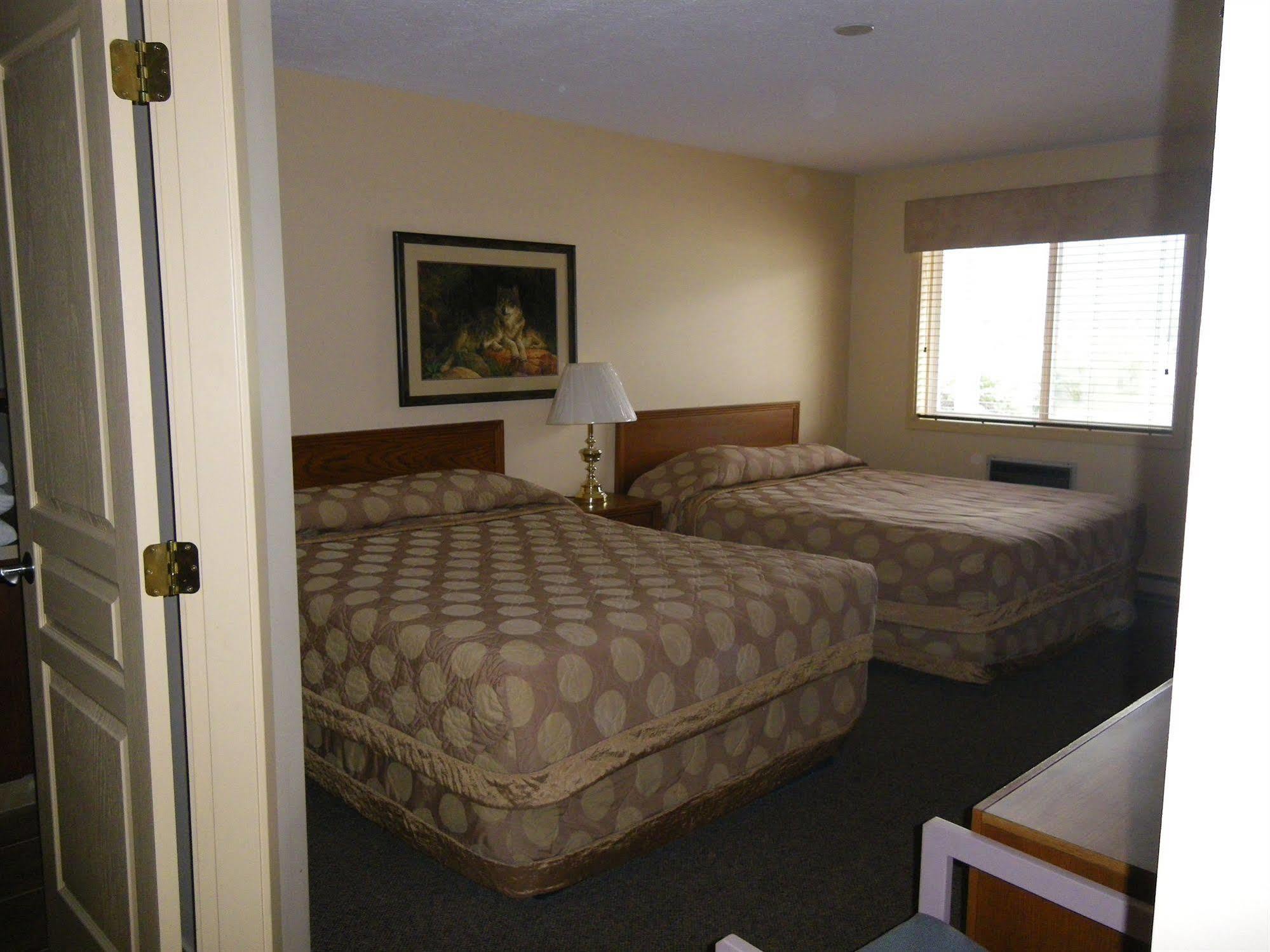 Selkirk Motel Golden