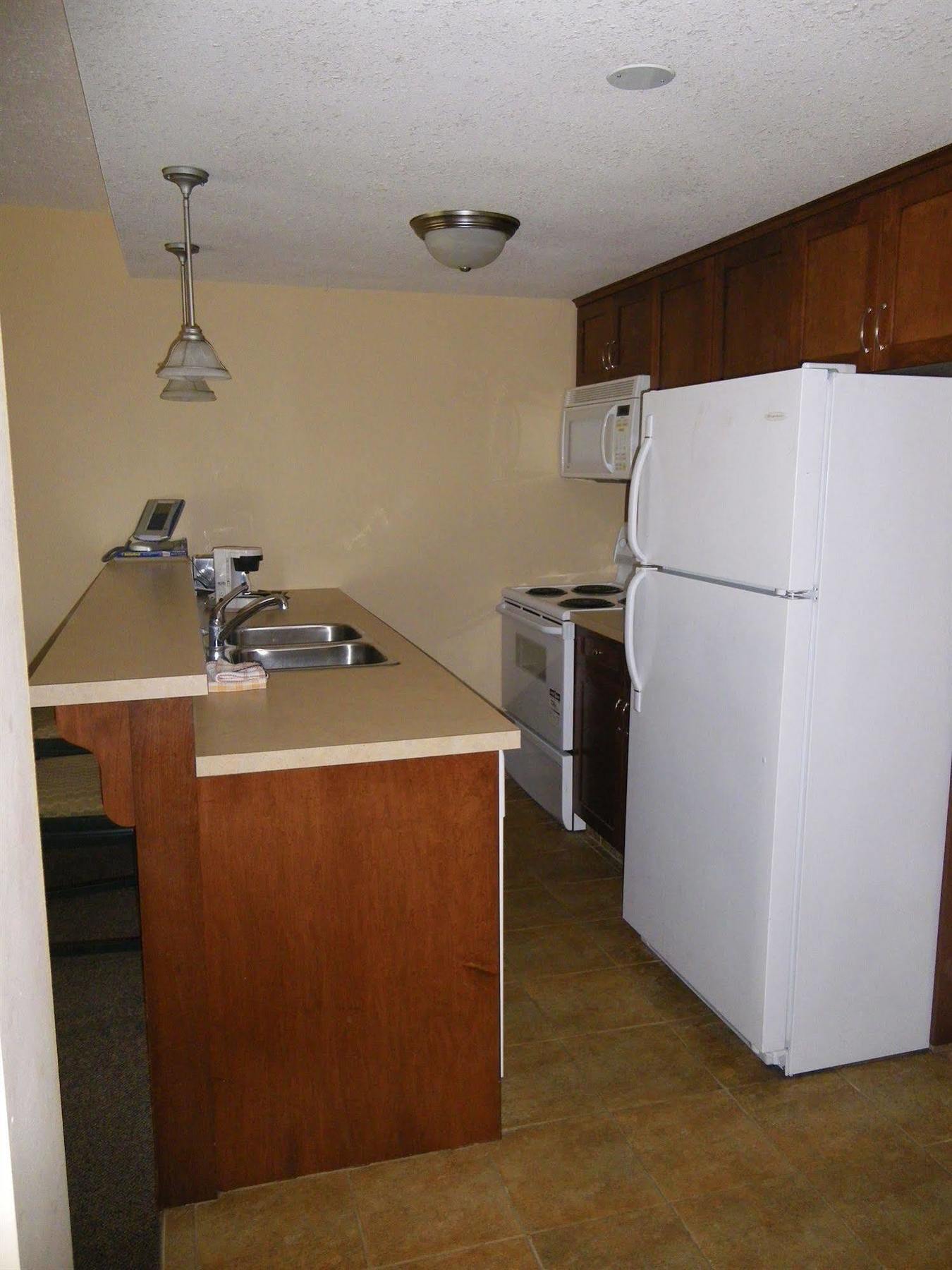 Selkirk Motel 2*